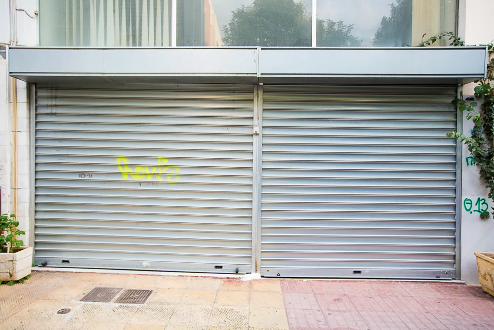 Ρολά αλουμινίου για επαγγελματικό χώρο — Επαγγελματικό άνοιγμα, φωτογραφία 2